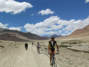 cycling in Indian Himalayas - Manali to Leh - tsokar - himalayan nature escapes