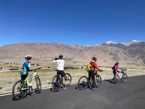 zanskar cycling - zangla